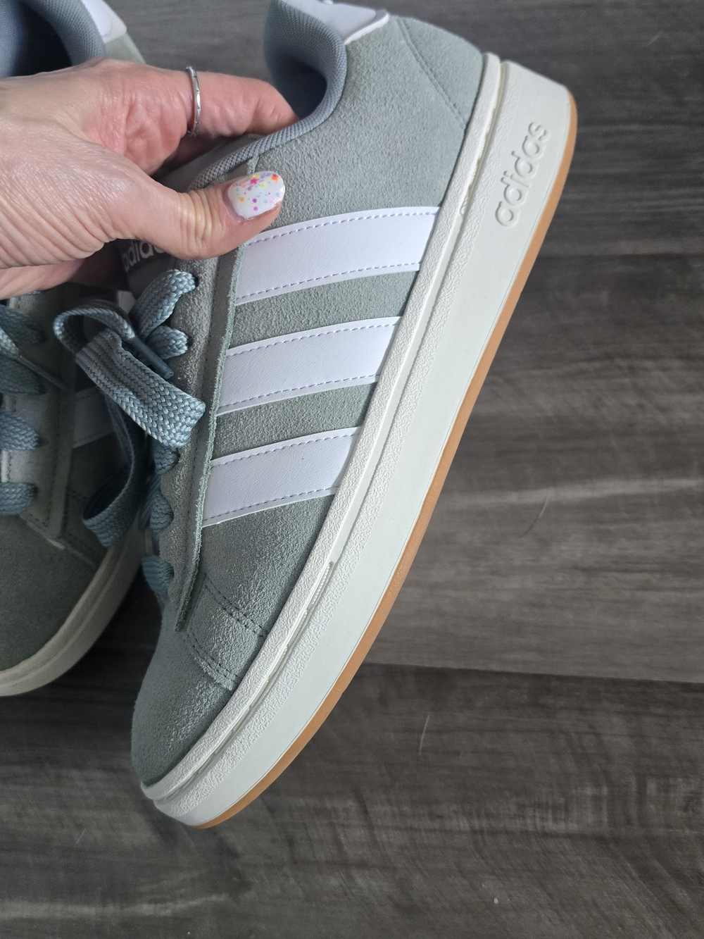 Adidas Suede Low-Top Sneakers in silver Green and White